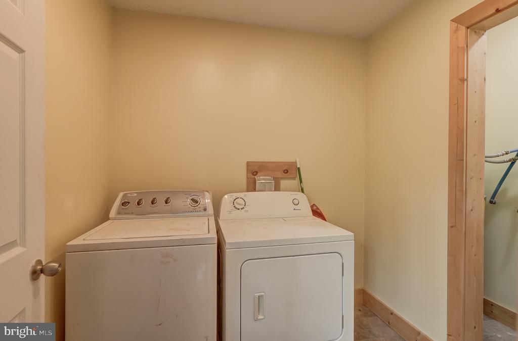 516 APPLE GROVE RD, MINERAL, Virginia 23117, 5 Bedrooms Bedrooms, ,3 BathroomsBathrooms,Residential,516 APPLE GROVE RD,VALA2009766 MLS # VALA2009766