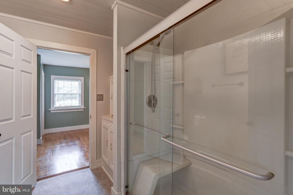 516 APPLE GROVE RD, MINERAL, Virginia 23117, 5 Bedrooms Bedrooms, ,3 BathroomsBathrooms,Residential,516 APPLE GROVE RD,VALA2009766 MLS # VALA2009766