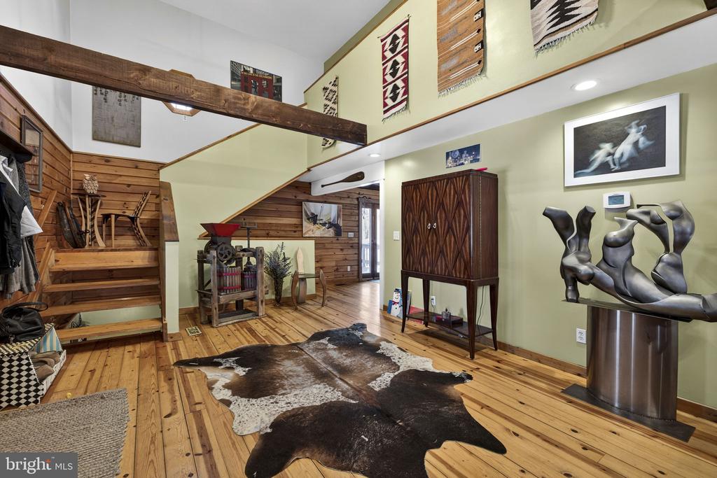 10418 CLIFF MILLS RD, MARSHALL, Virginia 20115, 4 Bedrooms Bedrooms, ,3 BathroomsBathrooms,Residential,10418 CLIFF MILLS RD,VAFQ2021738 MLS # VAFQ2021738