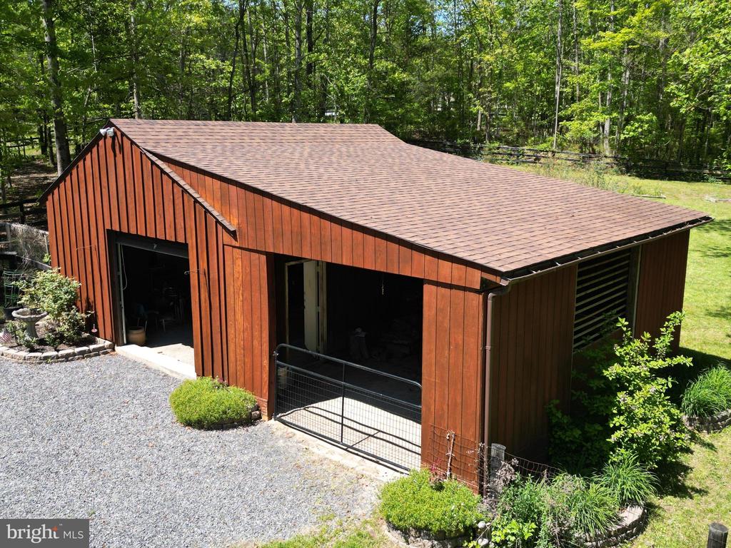 10418 CLIFF MILLS RD, MARSHALL, Virginia 20115, 4 Bedrooms Bedrooms, ,3 BathroomsBathrooms,Residential,10418 CLIFF MILLS RD,VAFQ2021738 MLS # VAFQ2021738