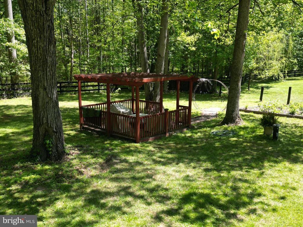 10418 CLIFF MILLS RD, MARSHALL, Virginia 20115, 4 Bedrooms Bedrooms, ,3 BathroomsBathrooms,Residential,10418 CLIFF MILLS RD,VAFQ2021738 MLS # VAFQ2021738