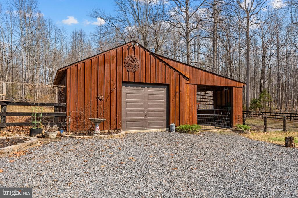 10418 CLIFF MILLS RD, MARSHALL, Virginia 20115, 4 Bedrooms Bedrooms, ,3 BathroomsBathrooms,Residential,10418 CLIFF MILLS RD,VAFQ2021738 MLS # VAFQ2021738