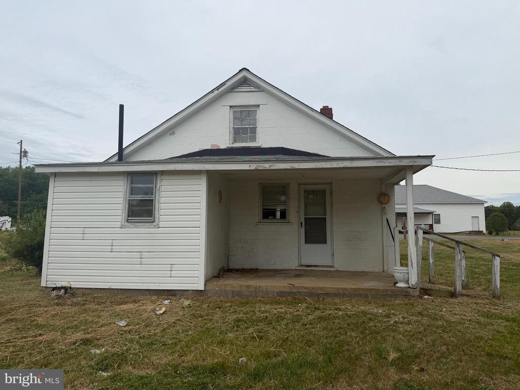 7114 MARYE RD, SPOTSYLVANIA, Virginia 22551, 1 Bedroom Bedrooms, ,1 BathroomBathrooms,Residential,7114 MARYE RD,VASP2041428 MLS # VASP2041428