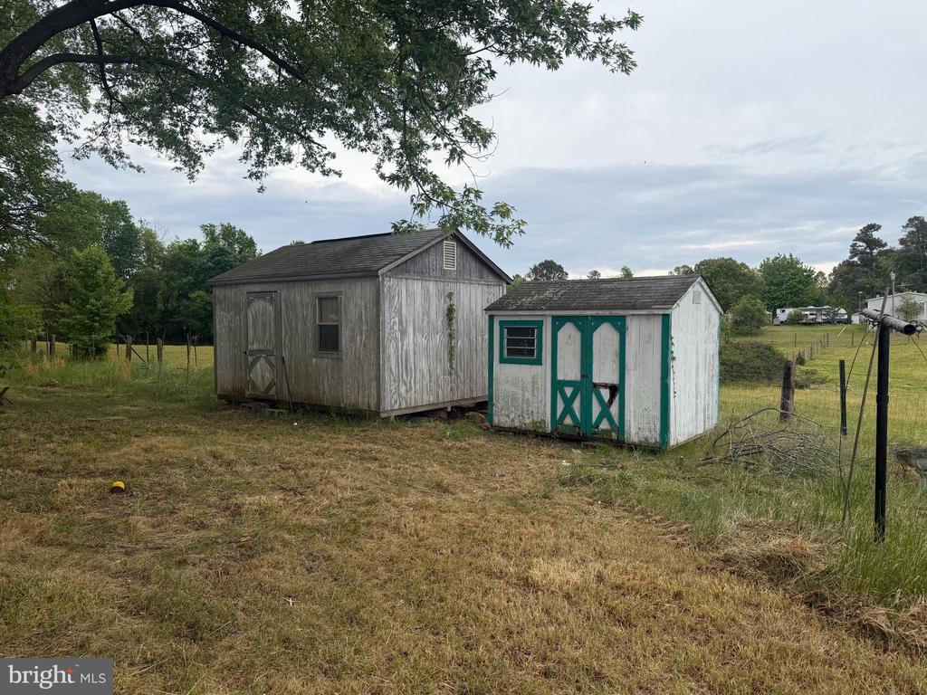 7114 MARYE RD, SPOTSYLVANIA, Virginia 22551, 1 Bedroom Bedrooms, ,1 BathroomBathrooms,Residential,7114 MARYE RD,VASP2041428 MLS # VASP2041428