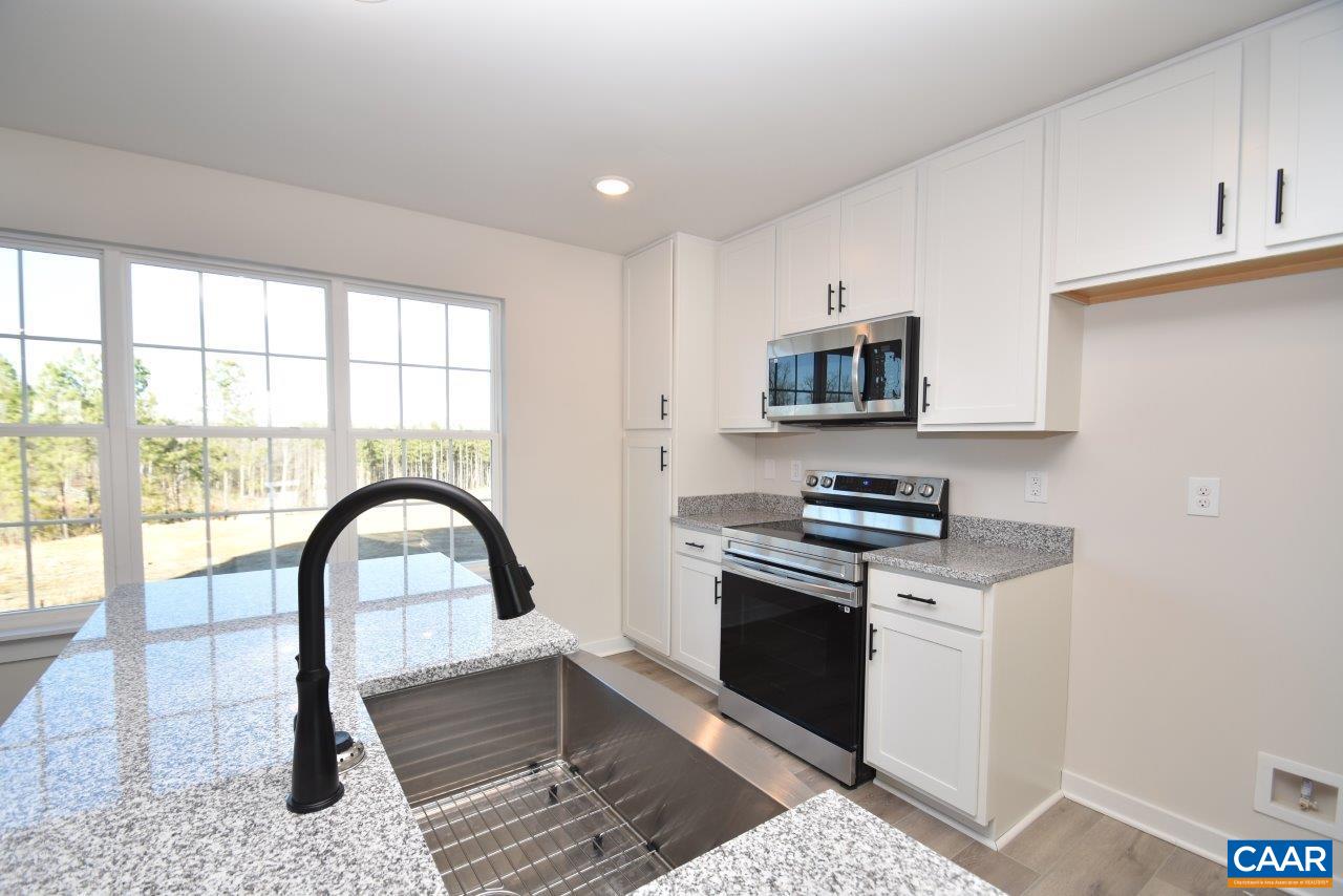 248 BANNISTER TOWN RD, LOUISA, Virginia 23093, 3 Bedrooms Bedrooms, ,2 BathroomsBathrooms,Residential,248 BANNISTER TOWN RD,676441 MLS # 676441