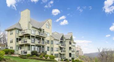 1717 HIGH RIDGE CONDOS, WINTERGREEN RESORT, Virginia 22967, 2 Bedrooms Bedrooms, ,2 BathroomsBathrooms,Residential,1717 HIGH RIDGE CONDOS,676442 MLS # 676442
