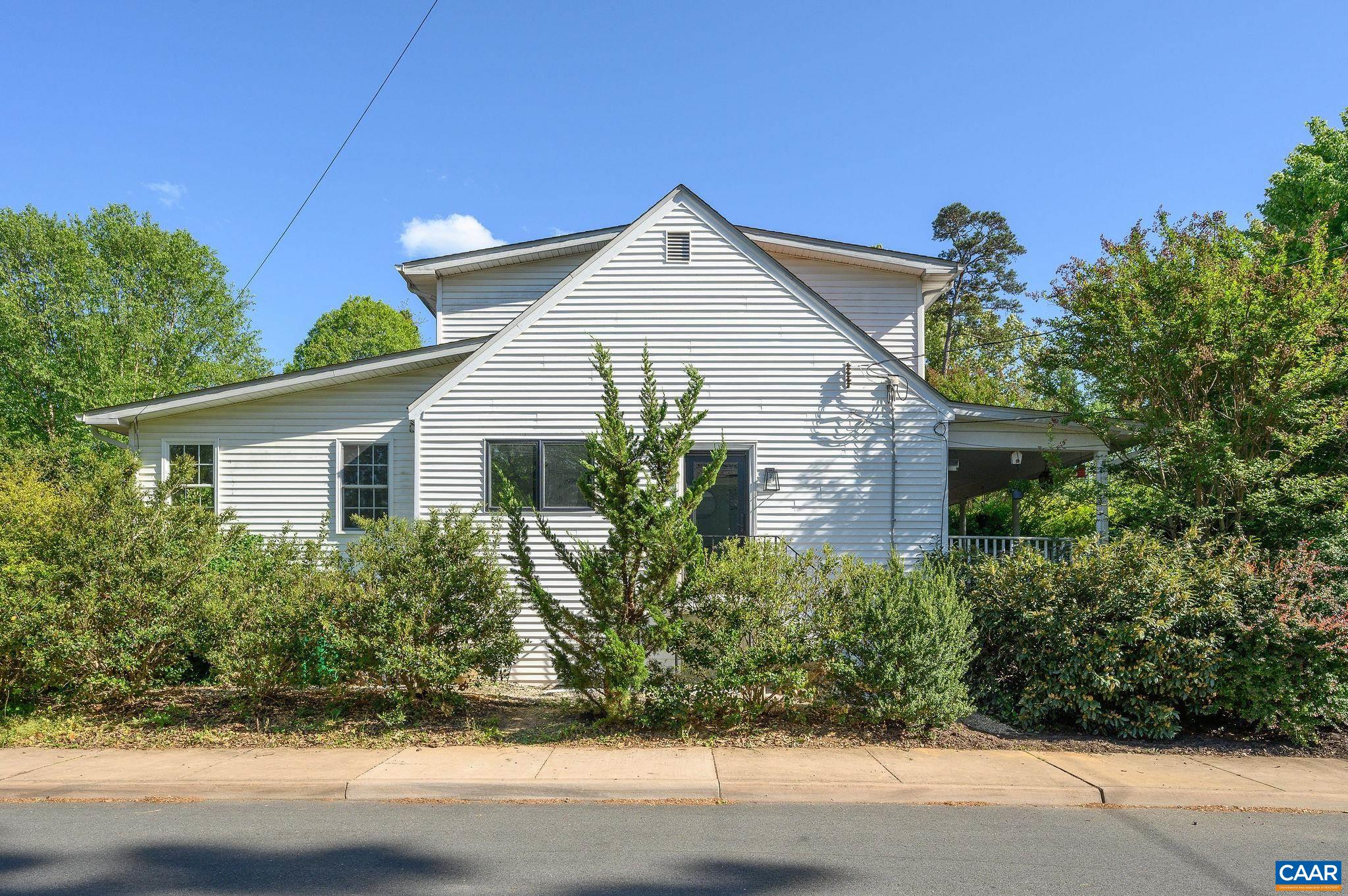 2720 JEFFERSON PARK AVE, CHARLOTTESVILLE, Virginia 22903, 4 Bedrooms Bedrooms, ,3 BathroomsBathrooms,Residential,2720 JEFFERSON PARK AVE,676263 MLS # 676263