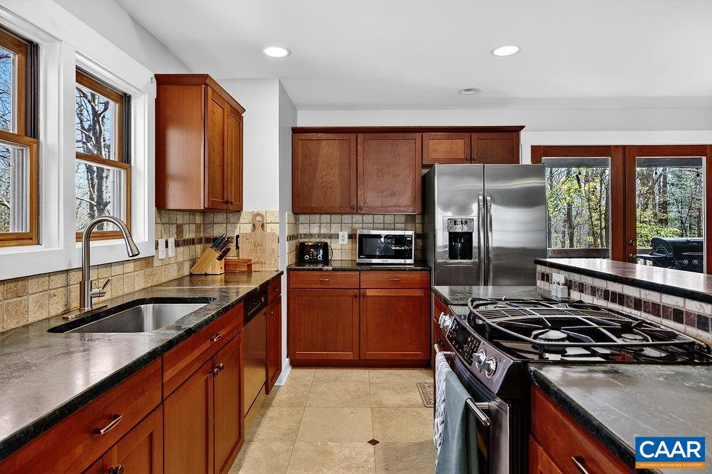 952 BLUE RIDGE DR, WINTERGREEN RESORT, Virginia 22967, 5 Bedrooms Bedrooms, ,4 BathroomsBathrooms,Residential,952 BLUE RIDGE DR,676279 MLS # 676279