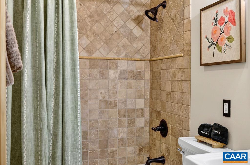 952 BLUE RIDGE DR, WINTERGREEN RESORT, Virginia 22967, 5 Bedrooms Bedrooms, ,4 BathroomsBathrooms,Residential,952 BLUE RIDGE DR,676279 MLS # 676279