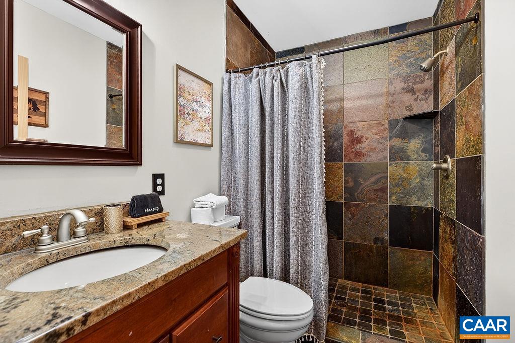 952 BLUE RIDGE DR, WINTERGREEN RESORT, Virginia 22967, 5 Bedrooms Bedrooms, ,4 BathroomsBathrooms,Residential,952 BLUE RIDGE DR,676279 MLS # 676279