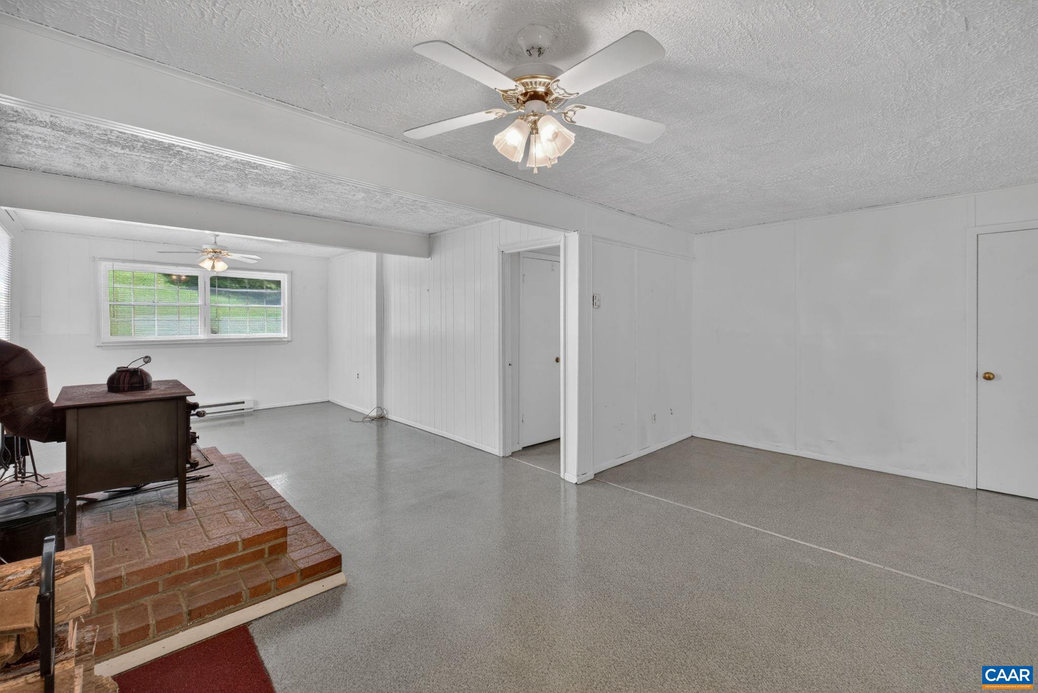2092 SULPHUR MINE RD, CHARLOTTESVILLE, Virginia 22911, 3 Bedrooms Bedrooms, ,2 BathroomsBathrooms,Residential,2092 SULPHUR MINE RD,676309 MLS # 676309