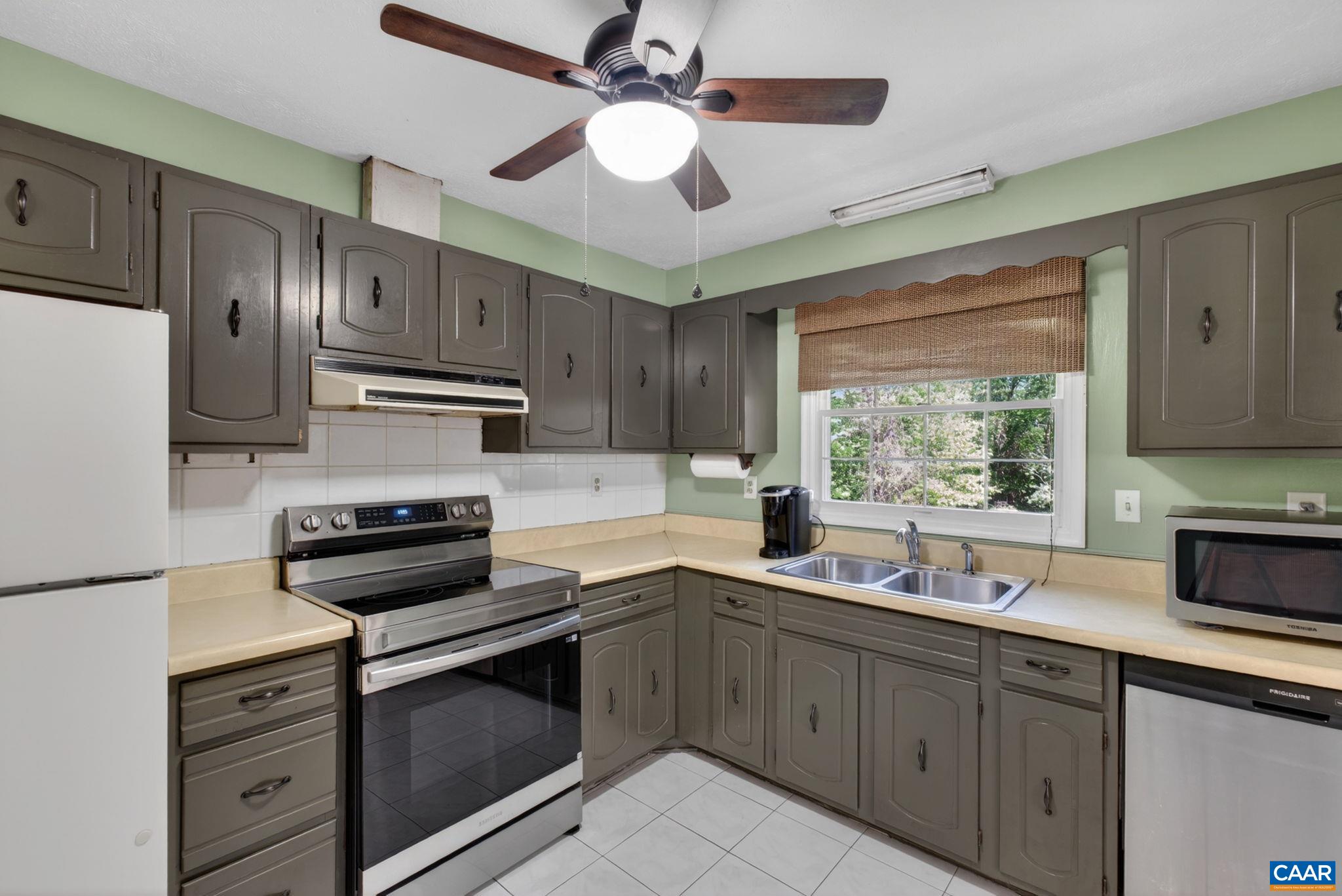 2092 SULPHUR MINE RD, CHARLOTTESVILLE, Virginia 22911, 3 Bedrooms Bedrooms, ,2 BathroomsBathrooms,Residential,2092 SULPHUR MINE RD,676309 MLS # 676309