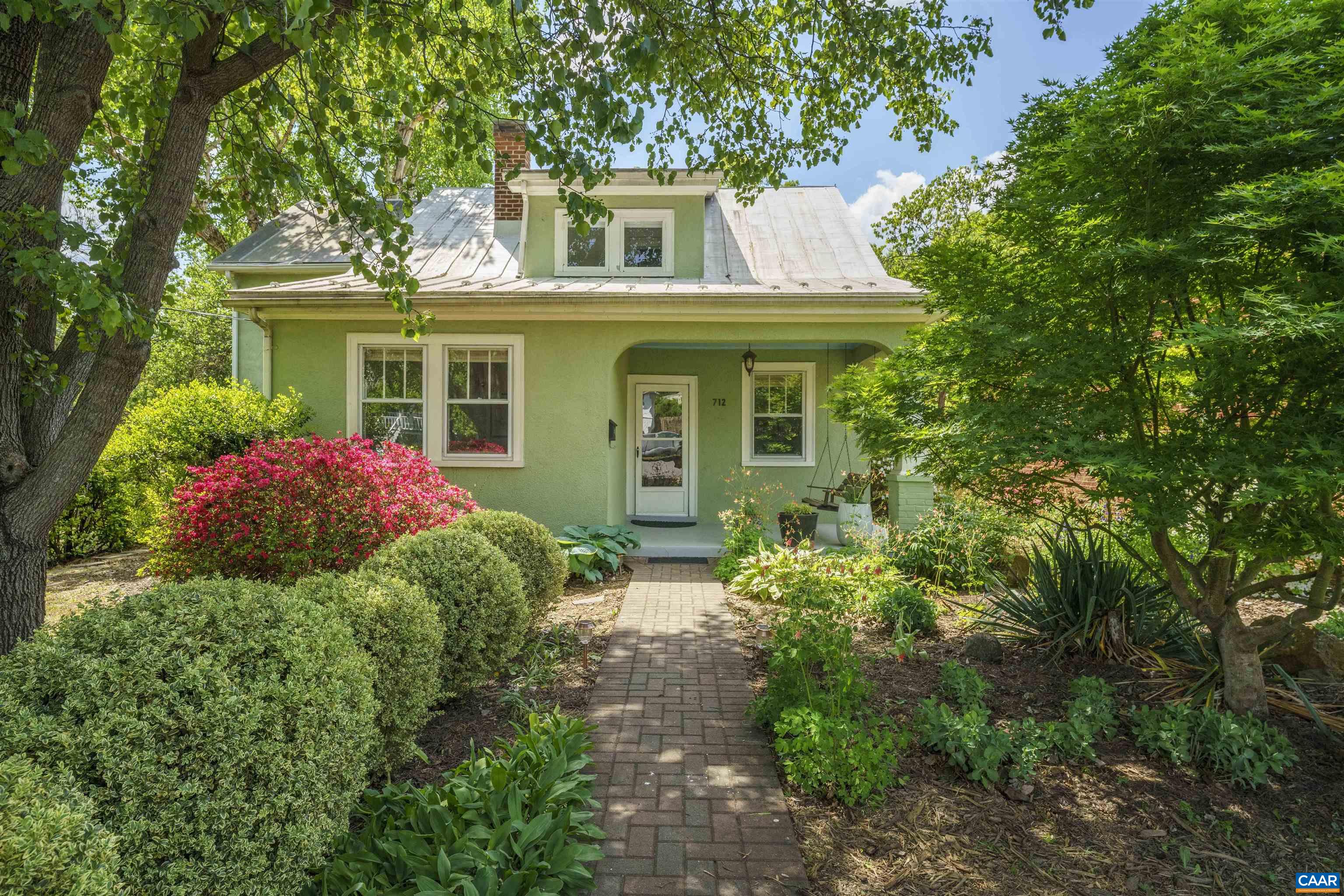 712 + 714 ALTAVISTA AVE, CHARLOTTESVILLE, Virginia 22902, 3 Bedrooms Bedrooms, ,2 BathroomsBathrooms,Residential,712 + 714 ALTAVISTA AVE,676342 MLS # 676342