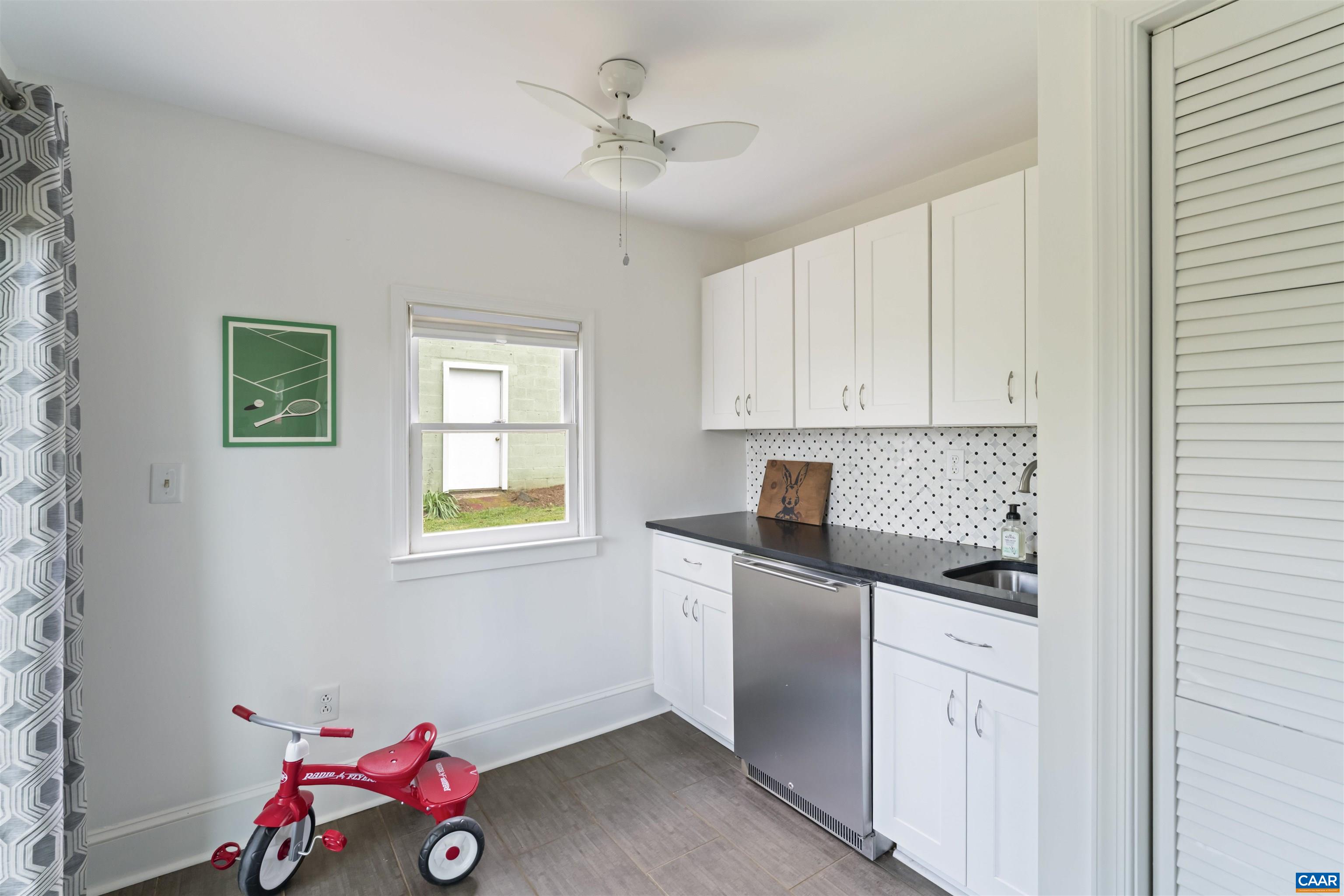712 + 714 ALTAVISTA AVE, CHARLOTTESVILLE, Virginia 22902, 3 Bedrooms Bedrooms, ,2 BathroomsBathrooms,Residential,712 + 714 ALTAVISTA AVE,676342 MLS # 676342