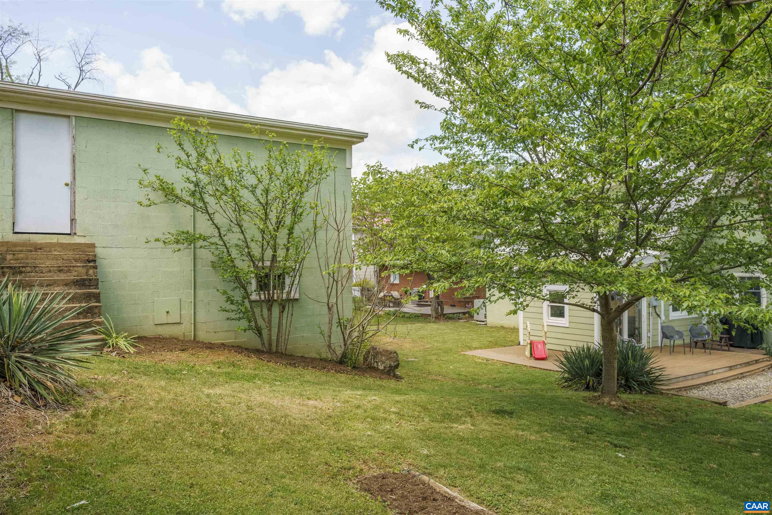 712 + 714 ALTAVISTA AVE, CHARLOTTESVILLE, Virginia 22902, 3 Bedrooms Bedrooms, ,2 BathroomsBathrooms,Residential,712 + 714 ALTAVISTA AVE,676342 MLS # 676342