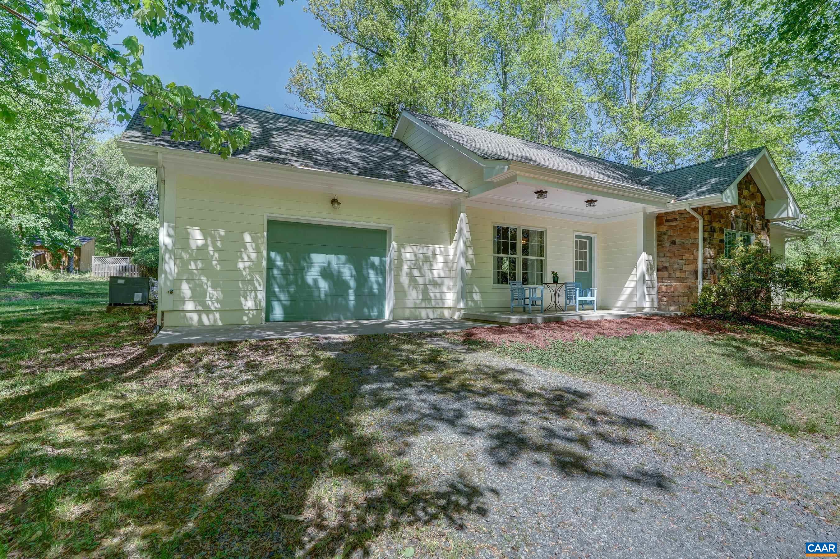 180 LYNX FARM LN, CHARLOTTESVILLE, Virginia 22903, 2 Bedrooms Bedrooms, ,2 BathroomsBathrooms,Residential,180 LYNX FARM LN,676358 MLS # 676358