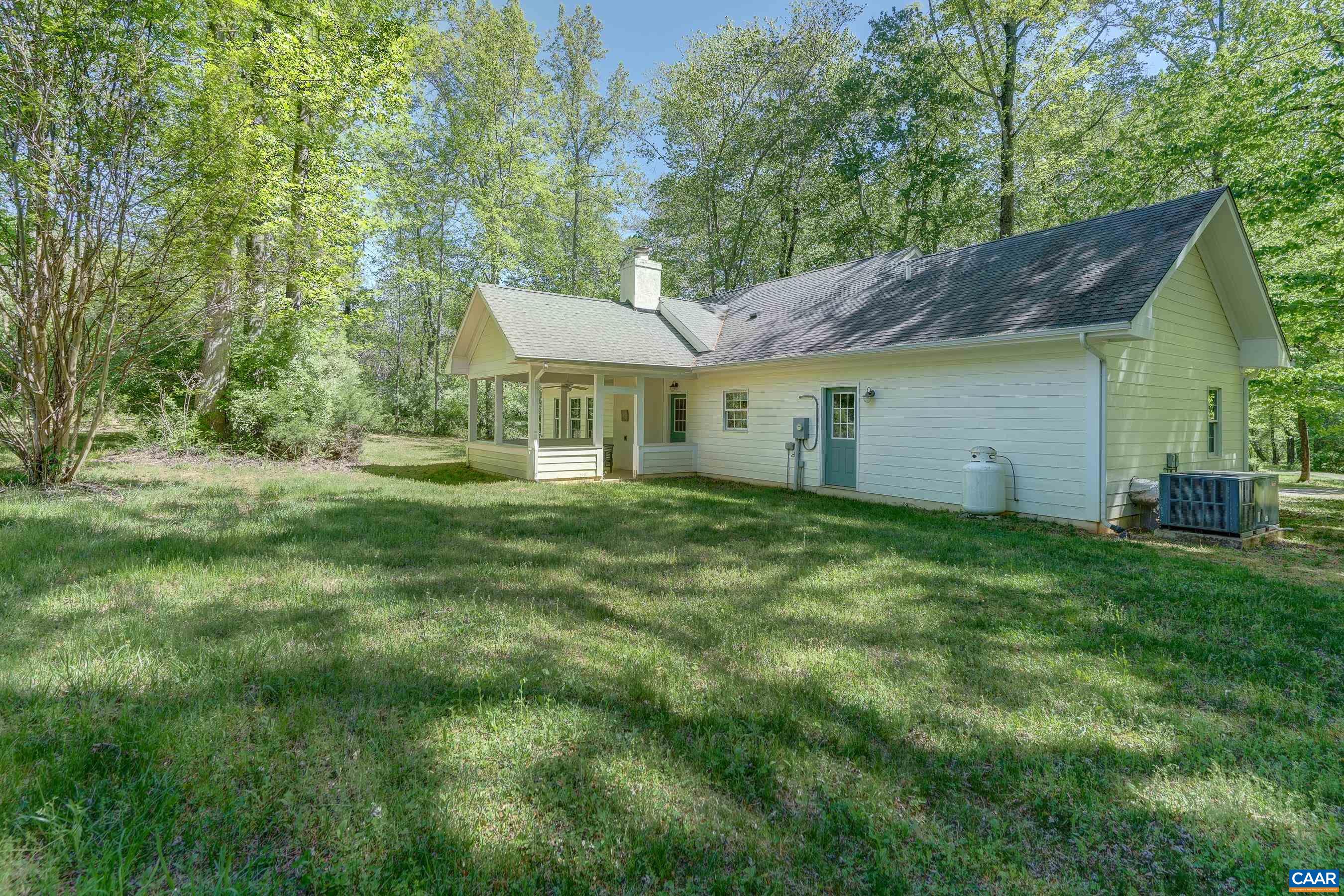 180 LYNX FARM LN, CHARLOTTESVILLE, Virginia 22903, 2 Bedrooms Bedrooms, ,2 BathroomsBathrooms,Residential,180 LYNX FARM LN,676358 MLS # 676358