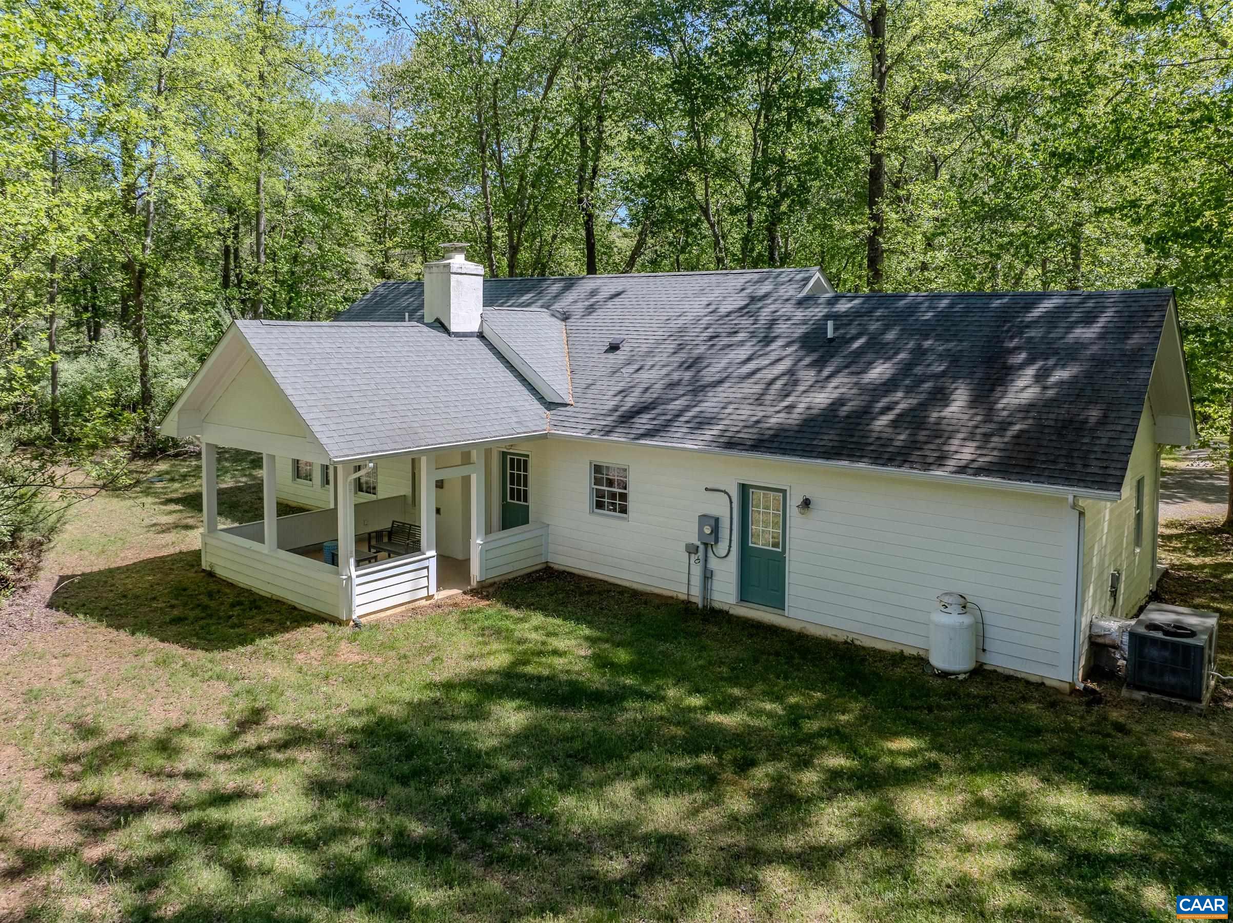 180 LYNX FARM LN, CHARLOTTESVILLE, Virginia 22903, 2 Bedrooms Bedrooms, ,2 BathroomsBathrooms,Residential,180 LYNX FARM LN,676358 MLS # 676358