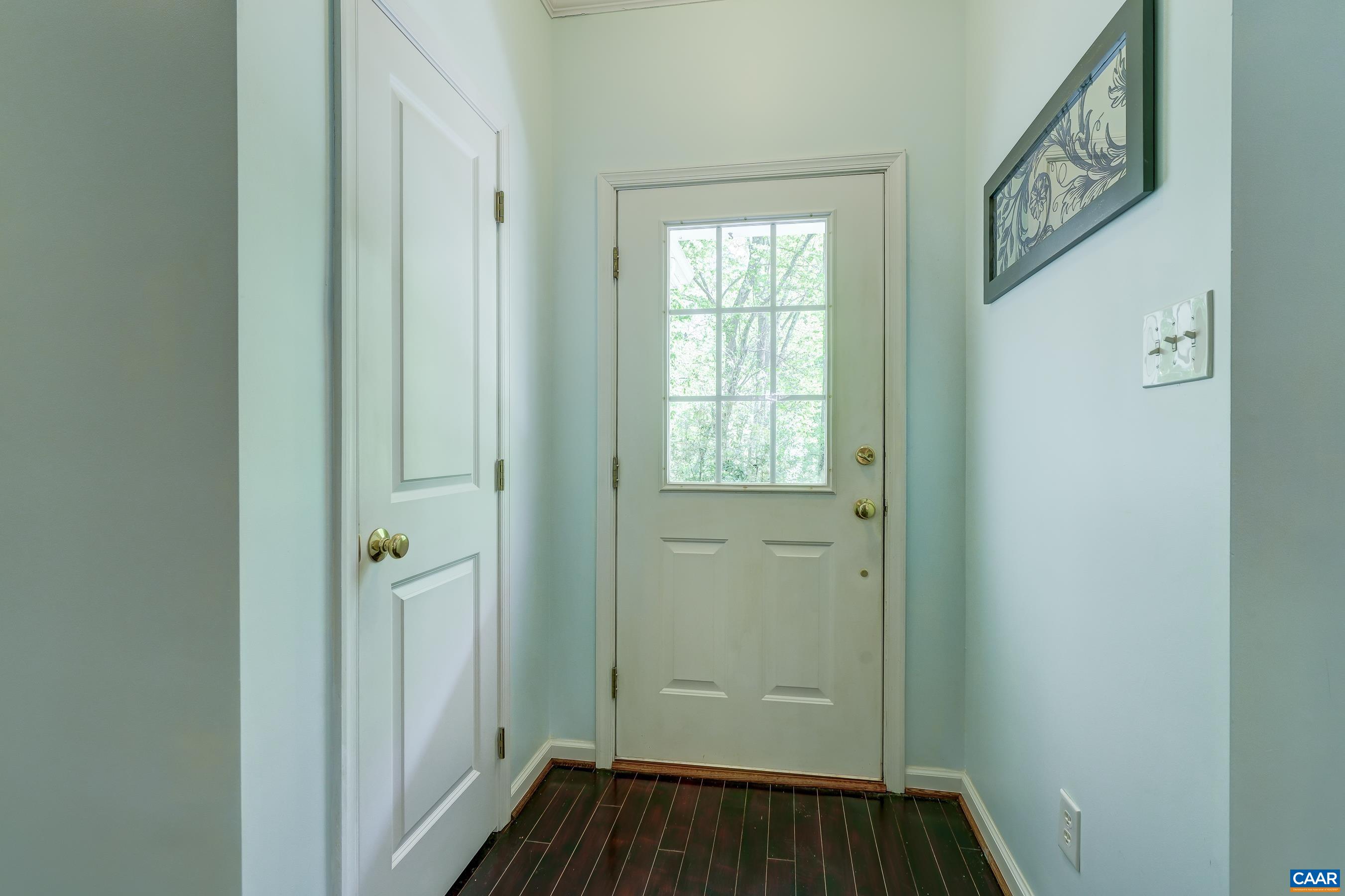 180 LYNX FARM LN, CHARLOTTESVILLE, Virginia 22903, 2 Bedrooms Bedrooms, ,2 BathroomsBathrooms,Residential,180 LYNX FARM LN,676358 MLS # 676358