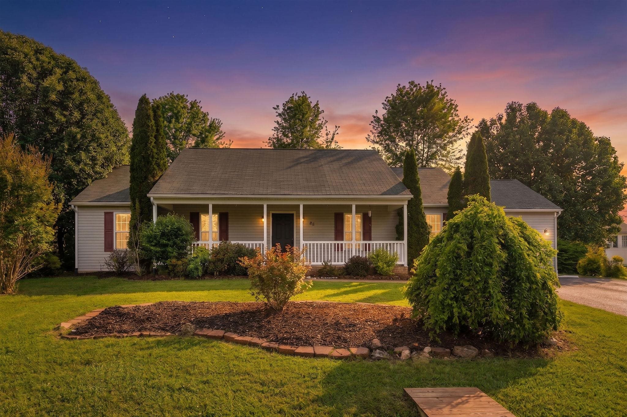 45 LAUREL WOOD DR, WAYNESBORO, Virginia 22980, 4 Bedrooms Bedrooms, ,2 BathroomsBathrooms,Residential,45 LAUREL WOOD DR,676426 MLS # 676426