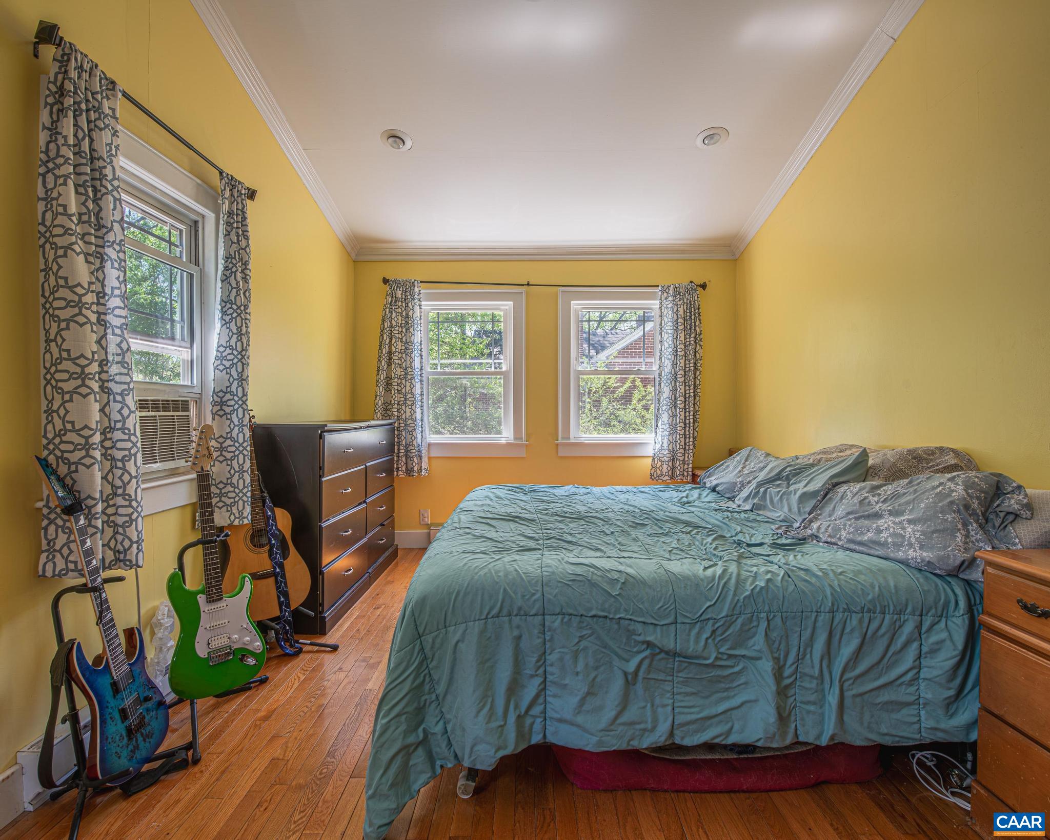 908 WOODROW AVE, WAYNESBORO, Virginia 22980, 4 Bedrooms Bedrooms, ,3 BathroomsBathrooms,Residential,908 WOODROW AVE,676433 MLS # 676433