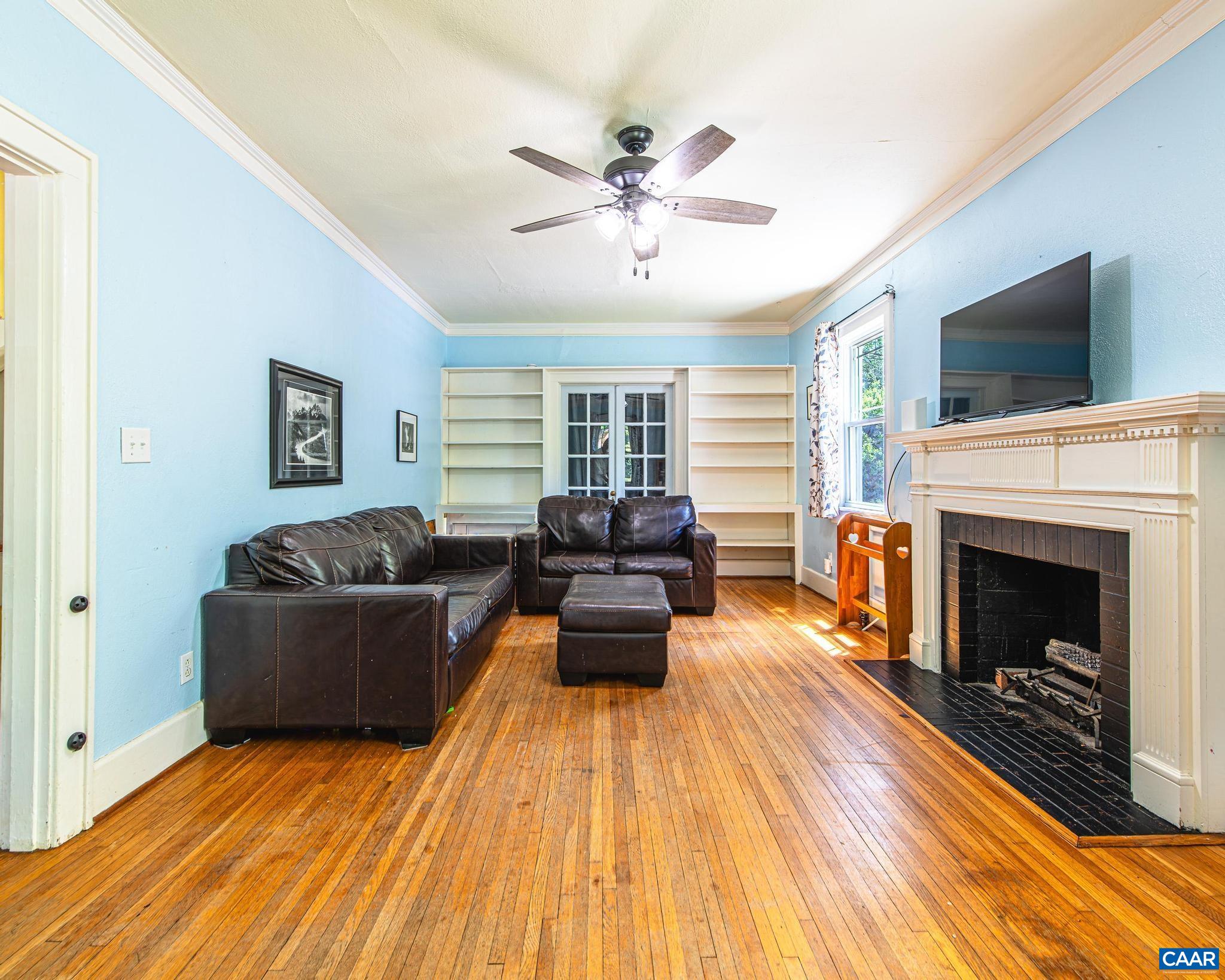 908 WOODROW AVE, WAYNESBORO, Virginia 22980, 4 Bedrooms Bedrooms, ,3 BathroomsBathrooms,Residential,908 WOODROW AVE,676433 MLS # 676433
