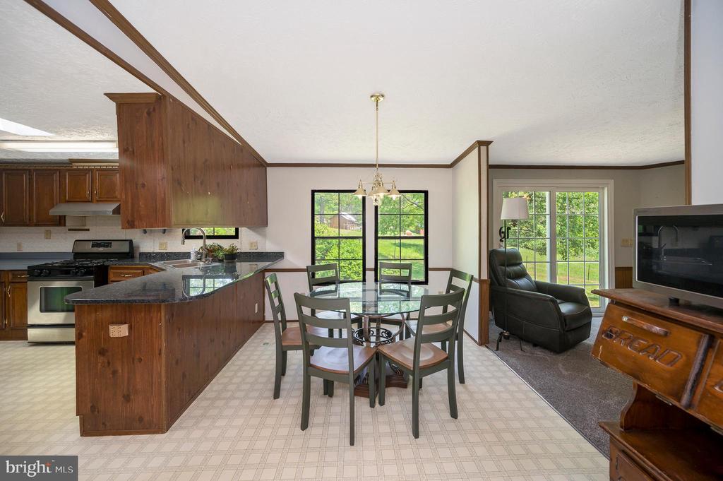 15025 WOODLAND CHURCH RD, CULPEPER, Virginia 22701, 4 Bedrooms Bedrooms, ,2 BathroomsBathrooms,Residential,15025 WOODLAND CHURCH RD,VACU2013186 MLS # VACU2013186