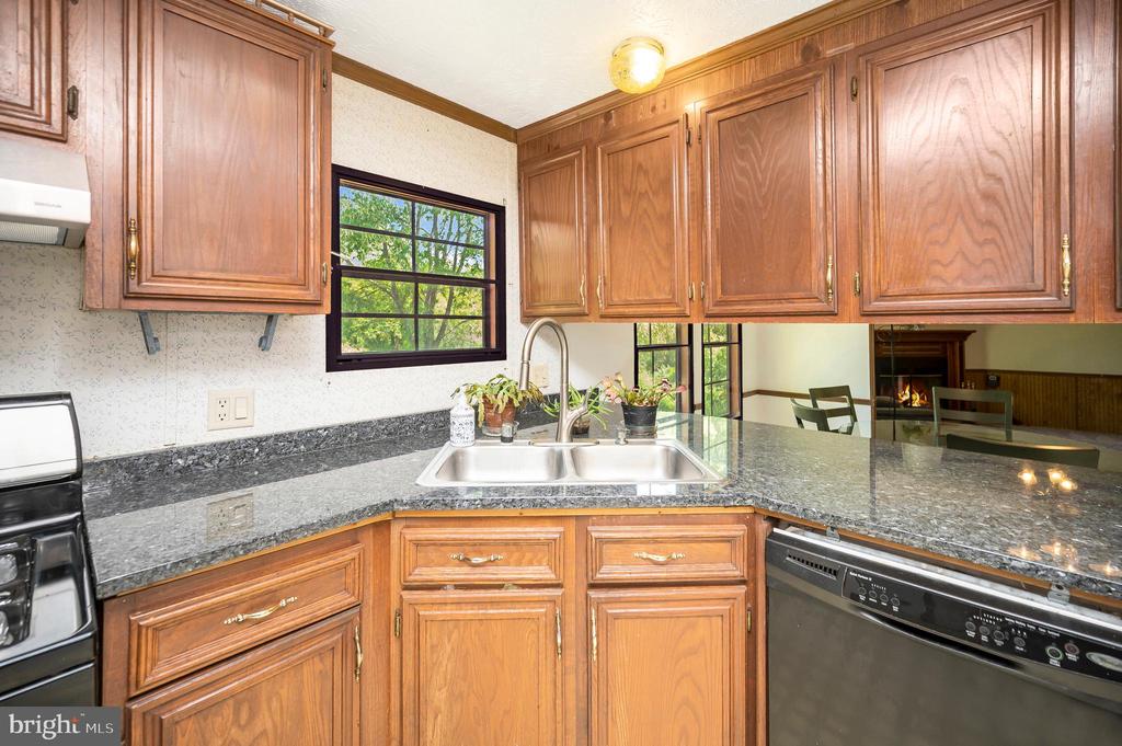 15025 WOODLAND CHURCH RD, CULPEPER, Virginia 22701, 4 Bedrooms Bedrooms, ,2 BathroomsBathrooms,Residential,15025 WOODLAND CHURCH RD,VACU2013186 MLS # VACU2013186
