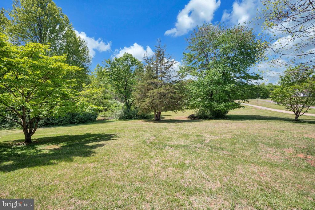 15025 WOODLAND CHURCH RD, CULPEPER, Virginia 22701, 4 Bedrooms Bedrooms, ,2 BathroomsBathrooms,Residential,15025 WOODLAND CHURCH RD,VACU2013186 MLS # VACU2013186