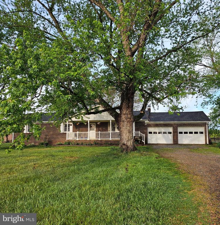 9348 BASTABLE MILL RD, CATLETT, Virginia 20119, 4 Bedrooms Bedrooms, ,3 BathroomsBathrooms,Residential,9348 BASTABLE MILL RD,VAFQ2021464 MLS # VAFQ2021464