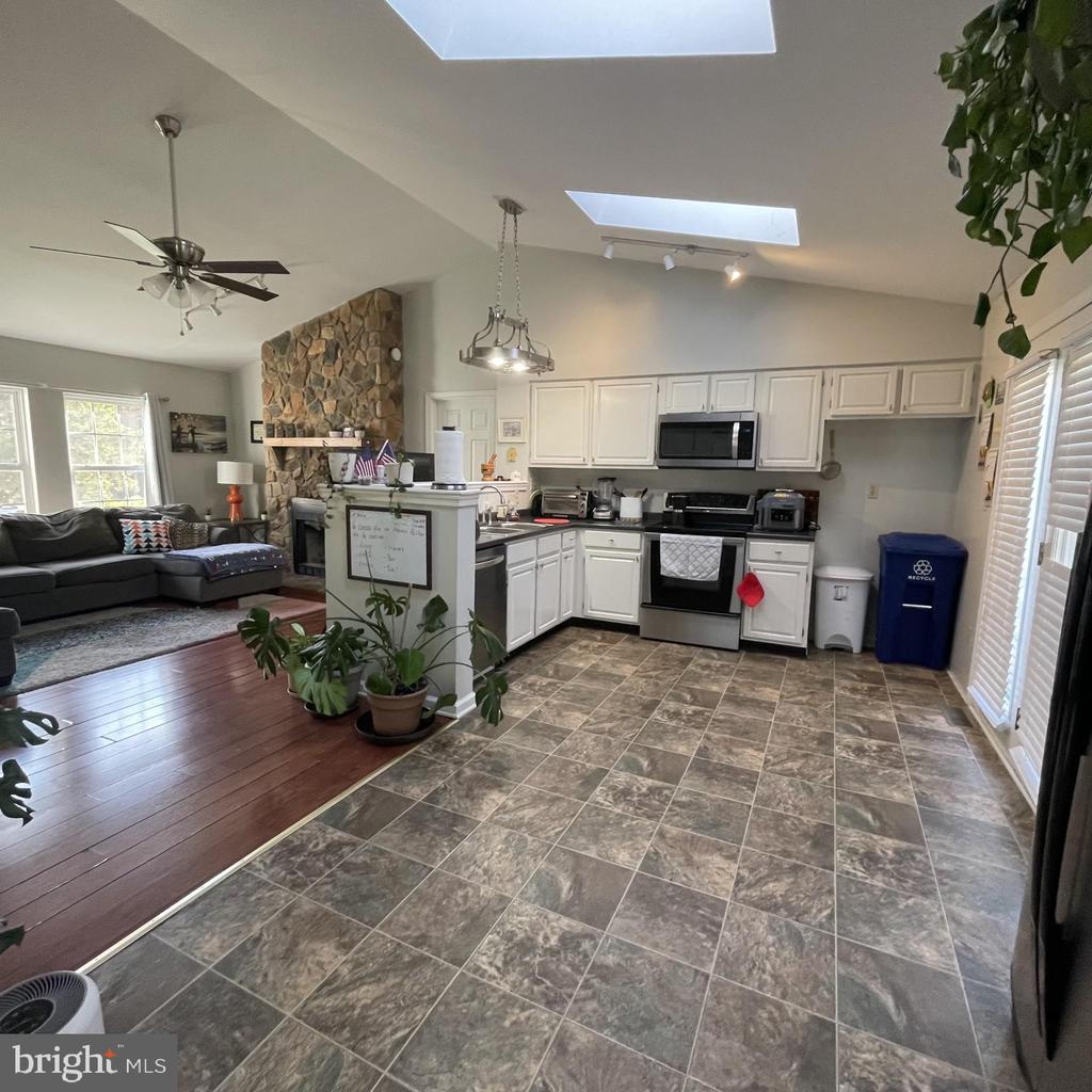 109 FAIRFAX LN, LOCUST GROVE, Virginia 22508, 4 Bedrooms Bedrooms, ,3 BathroomsBathrooms,Residential,109 FAIRFAX LN,VAOR2014004 MLS # VAOR2014004