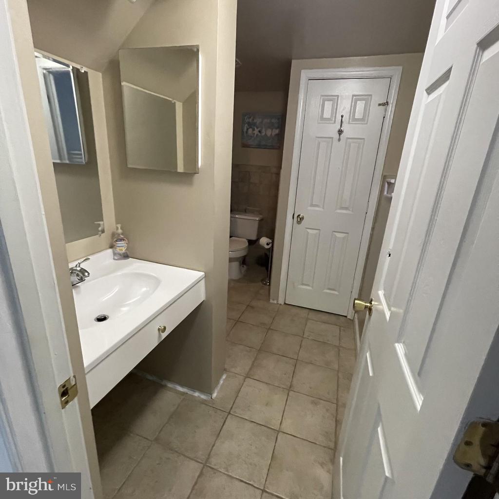 109 FAIRFAX LN, LOCUST GROVE, Virginia 22508, 4 Bedrooms Bedrooms, ,3 BathroomsBathrooms,Residential,109 FAIRFAX LN,VAOR2014004 MLS # VAOR2014004
