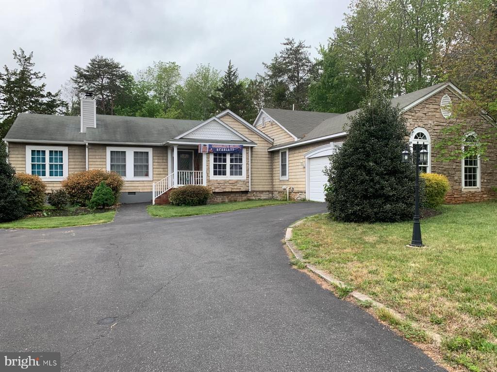 109 FAIRFAX LN, LOCUST GROVE, Virginia 22508, 4 Bedrooms Bedrooms, ,3 BathroomsBathrooms,Residential,109 FAIRFAX LN,VAOR2014004 MLS # VAOR2014004