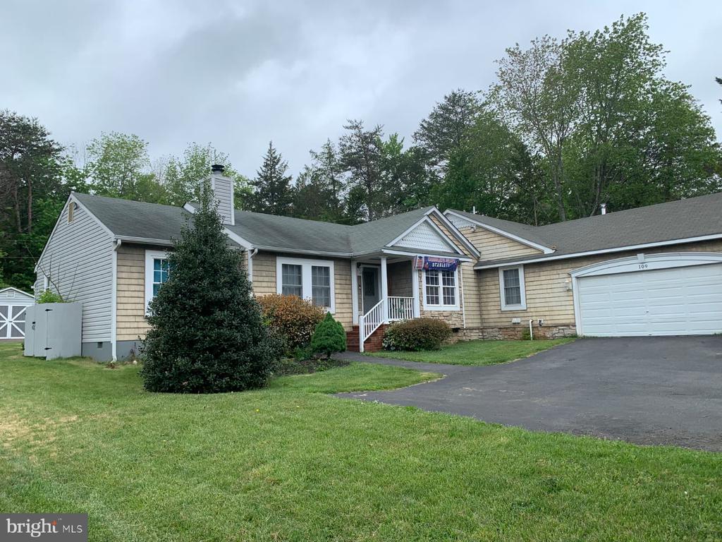 109 FAIRFAX LN, LOCUST GROVE, Virginia 22508, 4 Bedrooms Bedrooms, ,3 BathroomsBathrooms,Residential,109 FAIRFAX LN,VAOR2014004 MLS # VAOR2014004