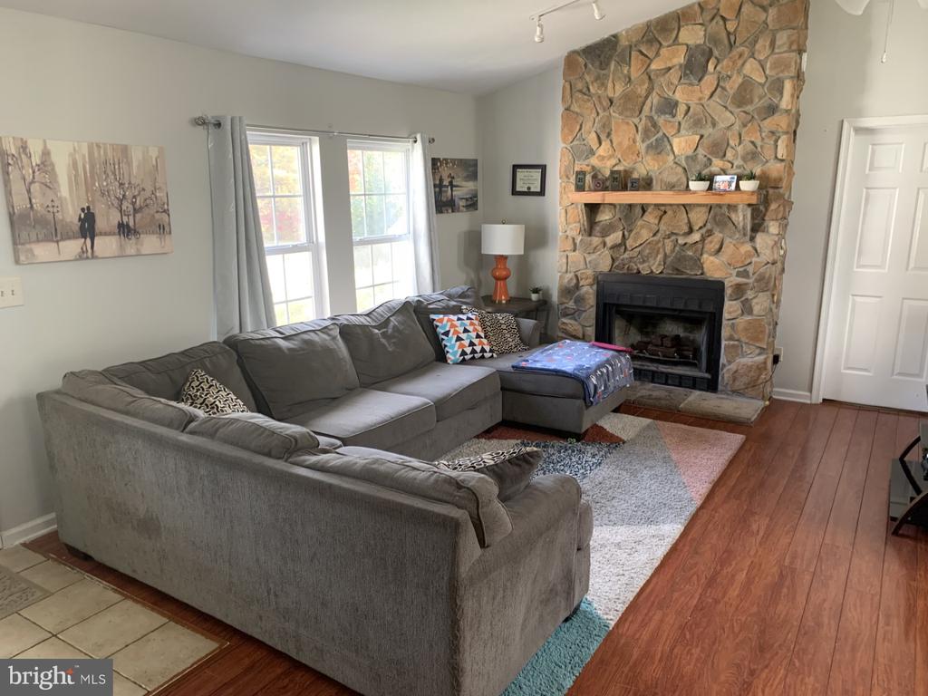 109 FAIRFAX LN, LOCUST GROVE, Virginia 22508, 4 Bedrooms Bedrooms, ,3 BathroomsBathrooms,Residential,109 FAIRFAX LN,VAOR2014004 MLS # VAOR2014004