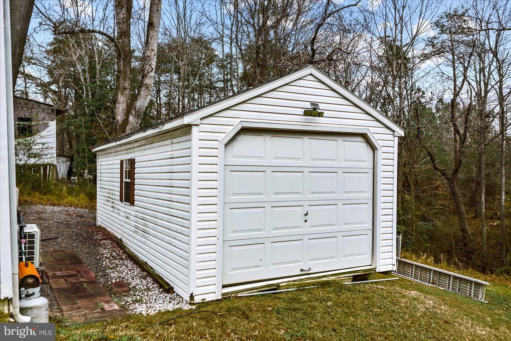 12605 FIVE MILE RD, FREDERICKSBURG, Virginia 22407, 4 Bedrooms Bedrooms, ,2 BathroomsBathrooms,Residential,12605 FIVE MILE RD,VASP2041444 MLS # VASP2041444