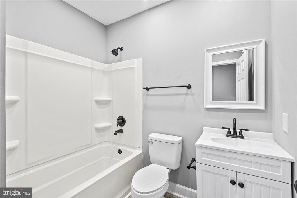 12605 FIVE MILE RD, FREDERICKSBURG, Virginia 22407, 4 Bedrooms Bedrooms, ,2 BathroomsBathrooms,Residential,12605 FIVE MILE RD,VASP2041444 MLS # VASP2041444