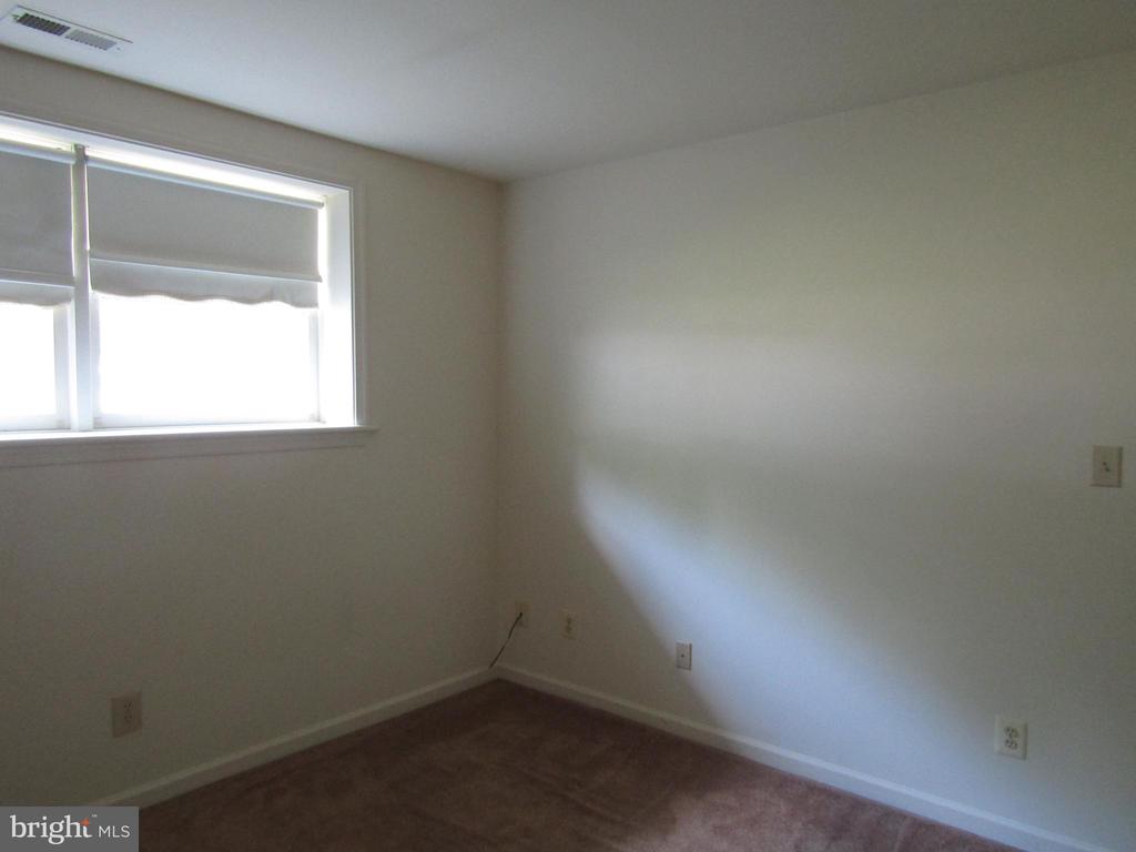 418 CLEVELAND CT, FREDERICKSBURG, Virginia 22407, 3 Bedrooms Bedrooms, ,2 BathroomsBathrooms,Residential,418 CLEVELAND CT,VASP2041404 MLS # VASP2041404