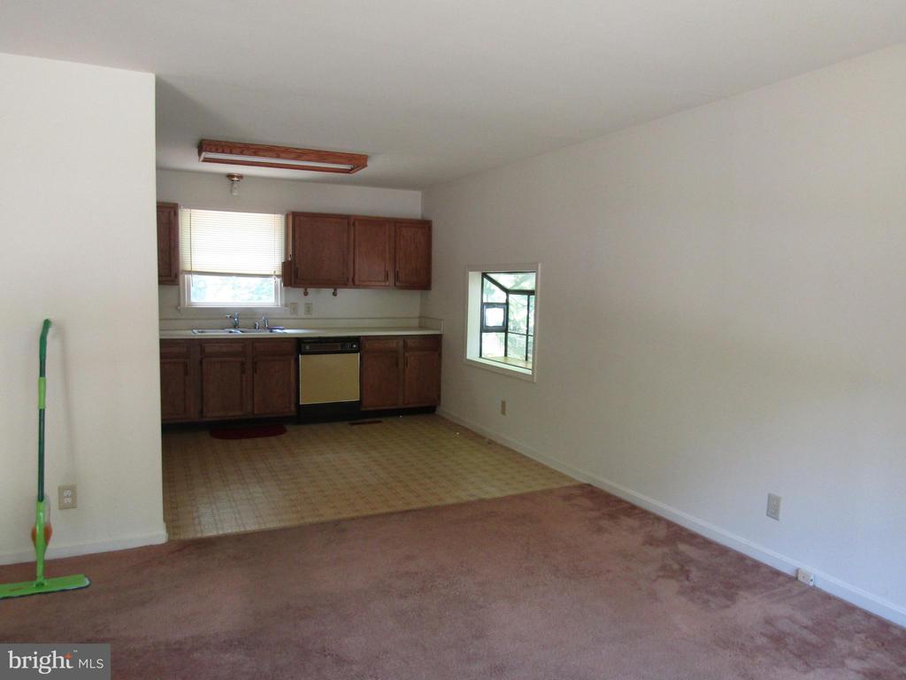 418 CLEVELAND CT, FREDERICKSBURG, Virginia 22407, 3 Bedrooms Bedrooms, ,2 BathroomsBathrooms,Residential,418 CLEVELAND CT,VASP2041404 MLS # VASP2041404