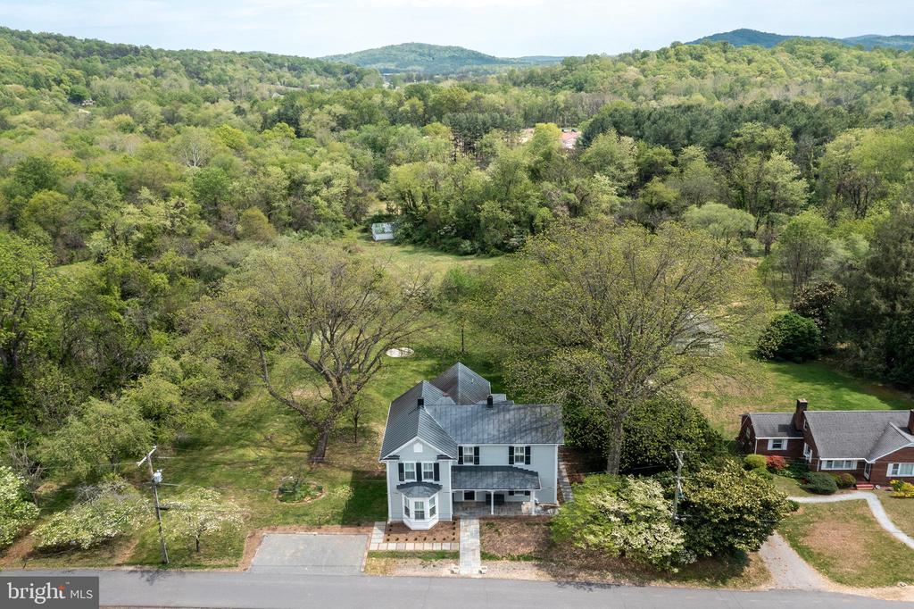 558 GAY ST, WASHINGTON, Virginia 22747, 4 Bedrooms Bedrooms, ,3 BathroomsBathrooms,Residential,558 GAY ST,VARP2002624 MLS # VARP2002624