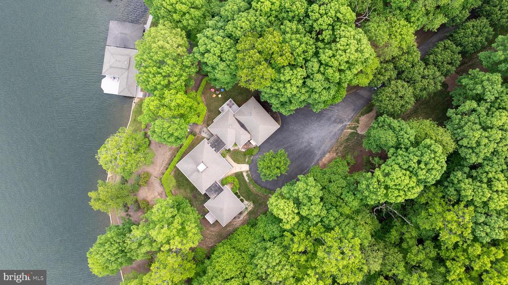 40 GRANDVIEW DR, MINERAL, Virginia 23117, 5 Bedrooms Bedrooms, ,4 BathroomsBathrooms,Residential,40 GRANDVIEW DR,VALA2009784 MLS # VALA2009784