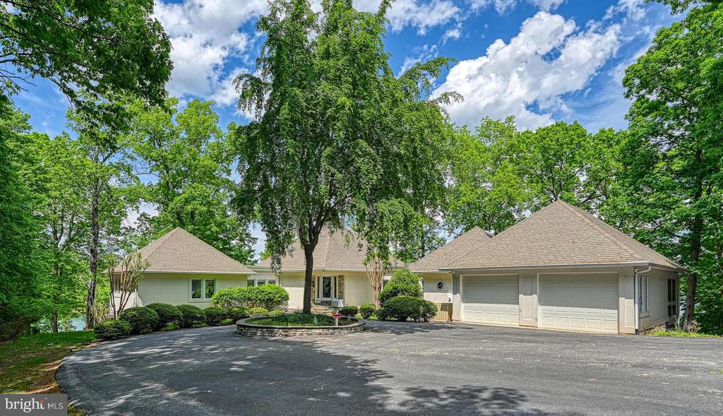 40 GRANDVIEW DR, MINERAL, Virginia 23117, 5 Bedrooms Bedrooms, ,4 BathroomsBathrooms,Residential,40 GRANDVIEW DR,VALA2009784 MLS # VALA2009784