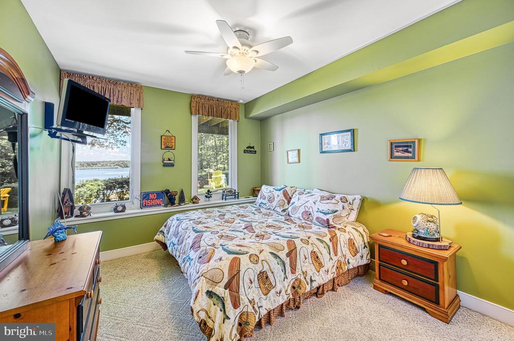 40 GRANDVIEW DR, MINERAL, Virginia 23117, 5 Bedrooms Bedrooms, ,4 BathroomsBathrooms,Residential,40 GRANDVIEW DR,VALA2009784 MLS # VALA2009784