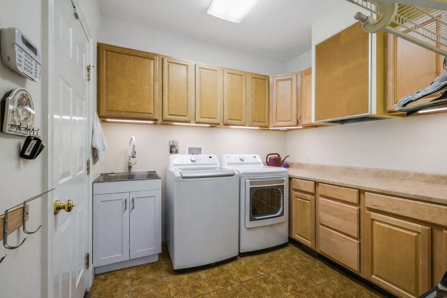 3525 TRAVELER RD, ROCKINGHAM, Virginia 22801, 4 Bedrooms Bedrooms, ,4 BathroomsBathrooms,Residential,3525 TRAVELER RD,673050 MLS # 673050