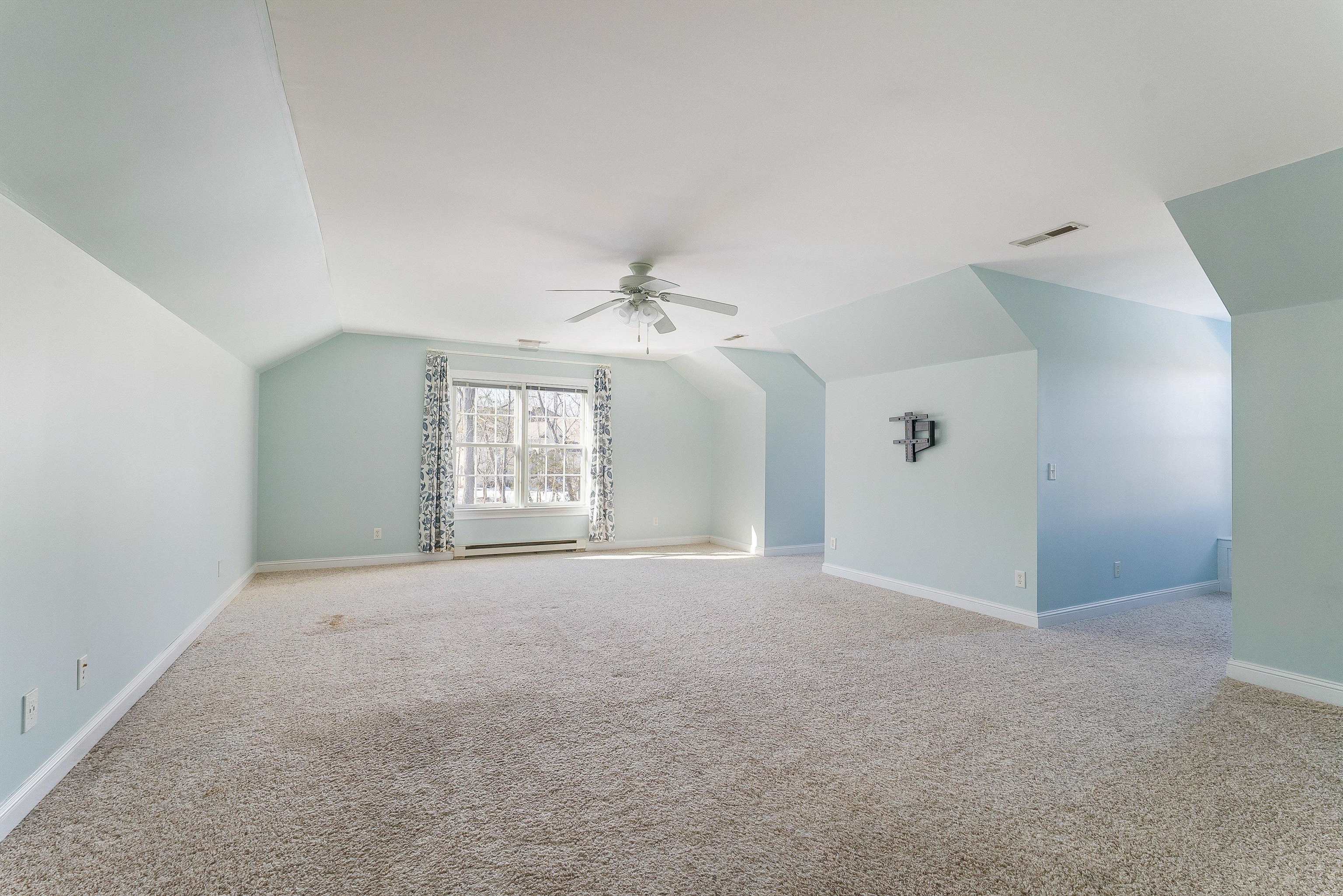 3525 TRAVELER RD, ROCKINGHAM, Virginia 22801, 4 Bedrooms Bedrooms, ,4 BathroomsBathrooms,Residential,3525 TRAVELER RD,673050 MLS # 673050
