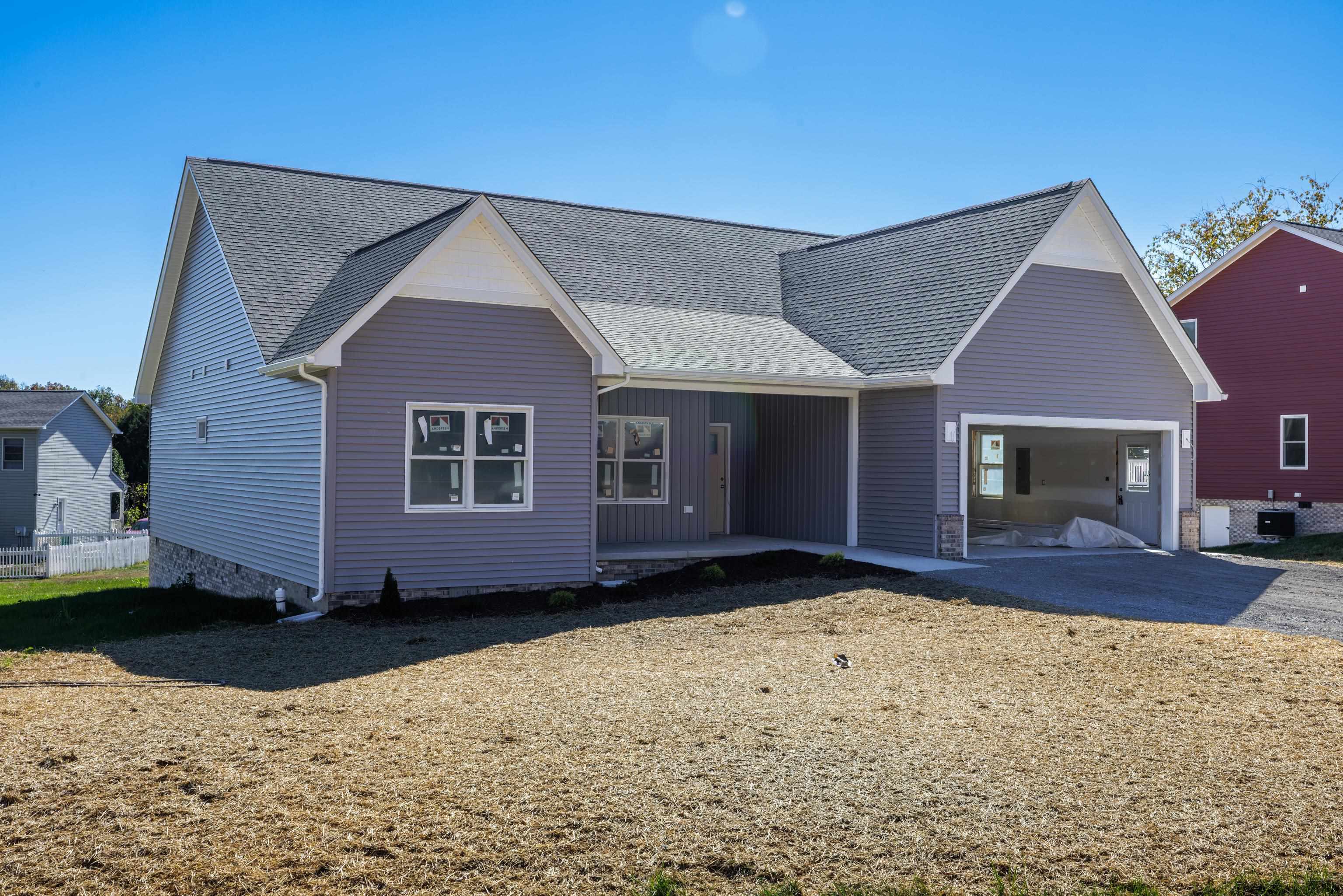 1960 E SAW MILL CT, MCGAHEYSVILLE, Virginia 22840, 3 Bedrooms Bedrooms, ,2 BathroomsBathrooms,Residential,1960 E SAW MILL CT,676458 MLS # 676458
