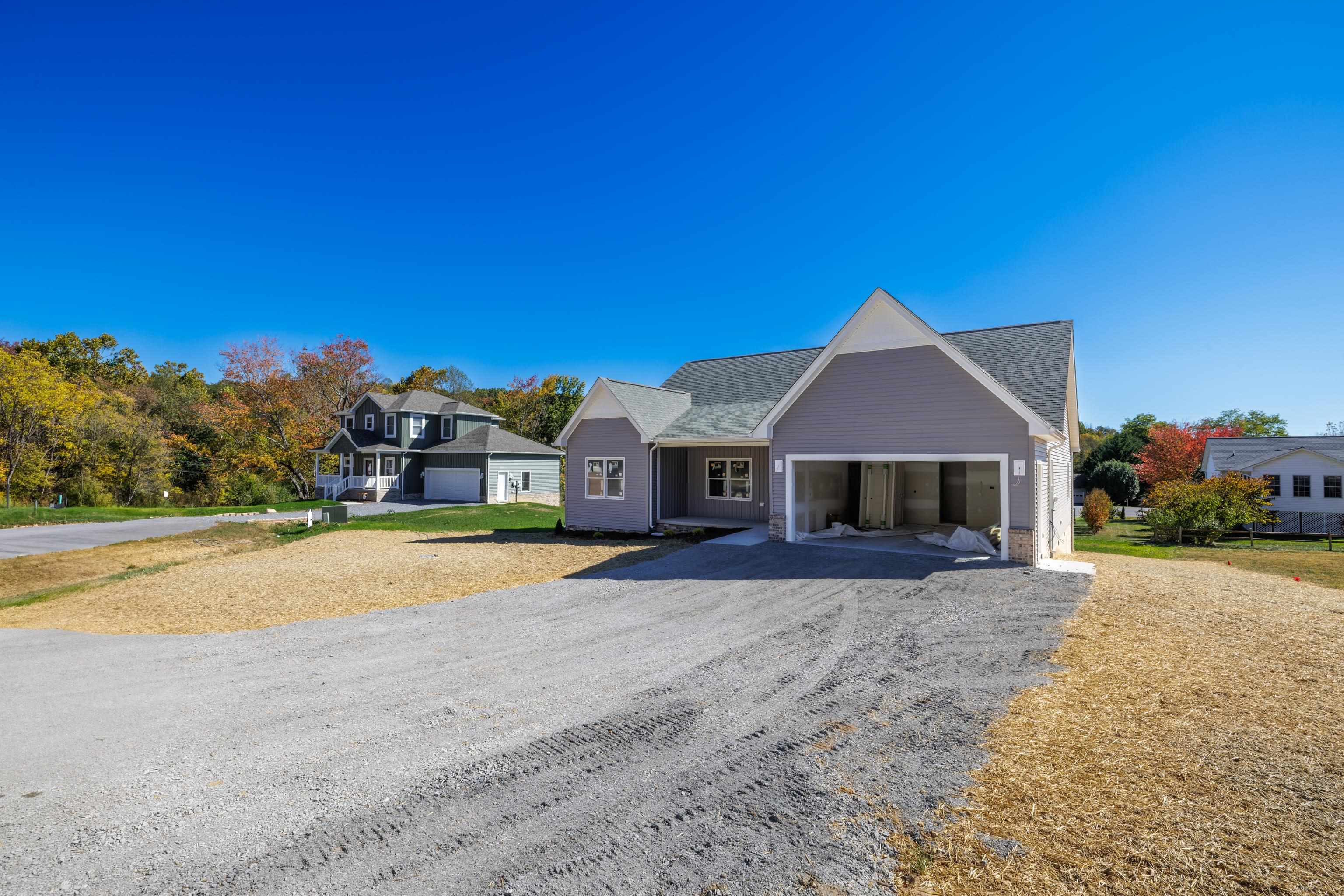 1960 E SAW MILL CT, MCGAHEYSVILLE, Virginia 22840, 3 Bedrooms Bedrooms, ,2 BathroomsBathrooms,Residential,1960 E SAW MILL CT,676458 MLS # 676458