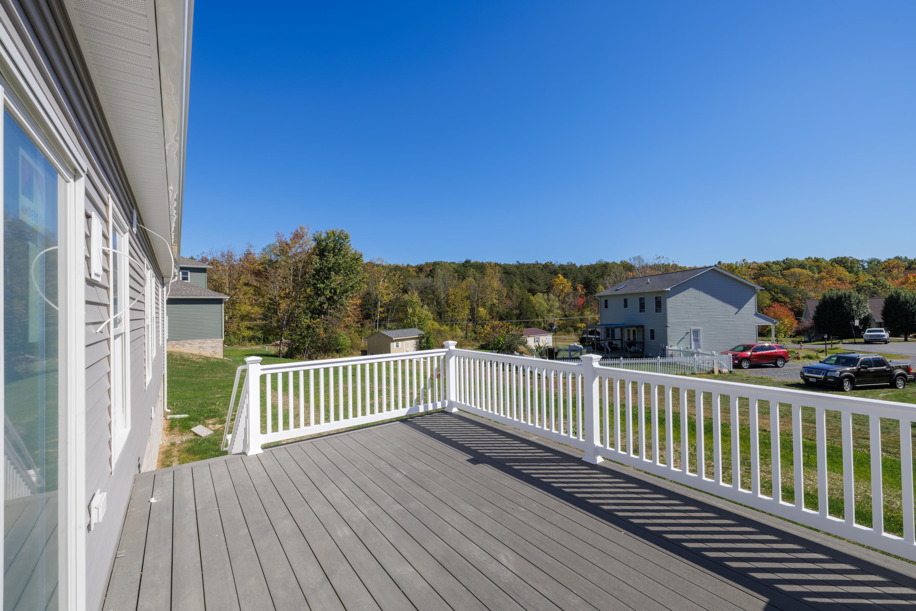 1960 E SAW MILL CT, MCGAHEYSVILLE, Virginia 22840, 3 Bedrooms Bedrooms, ,2 BathroomsBathrooms,Residential,1960 E SAW MILL CT,676458 MLS # 676458