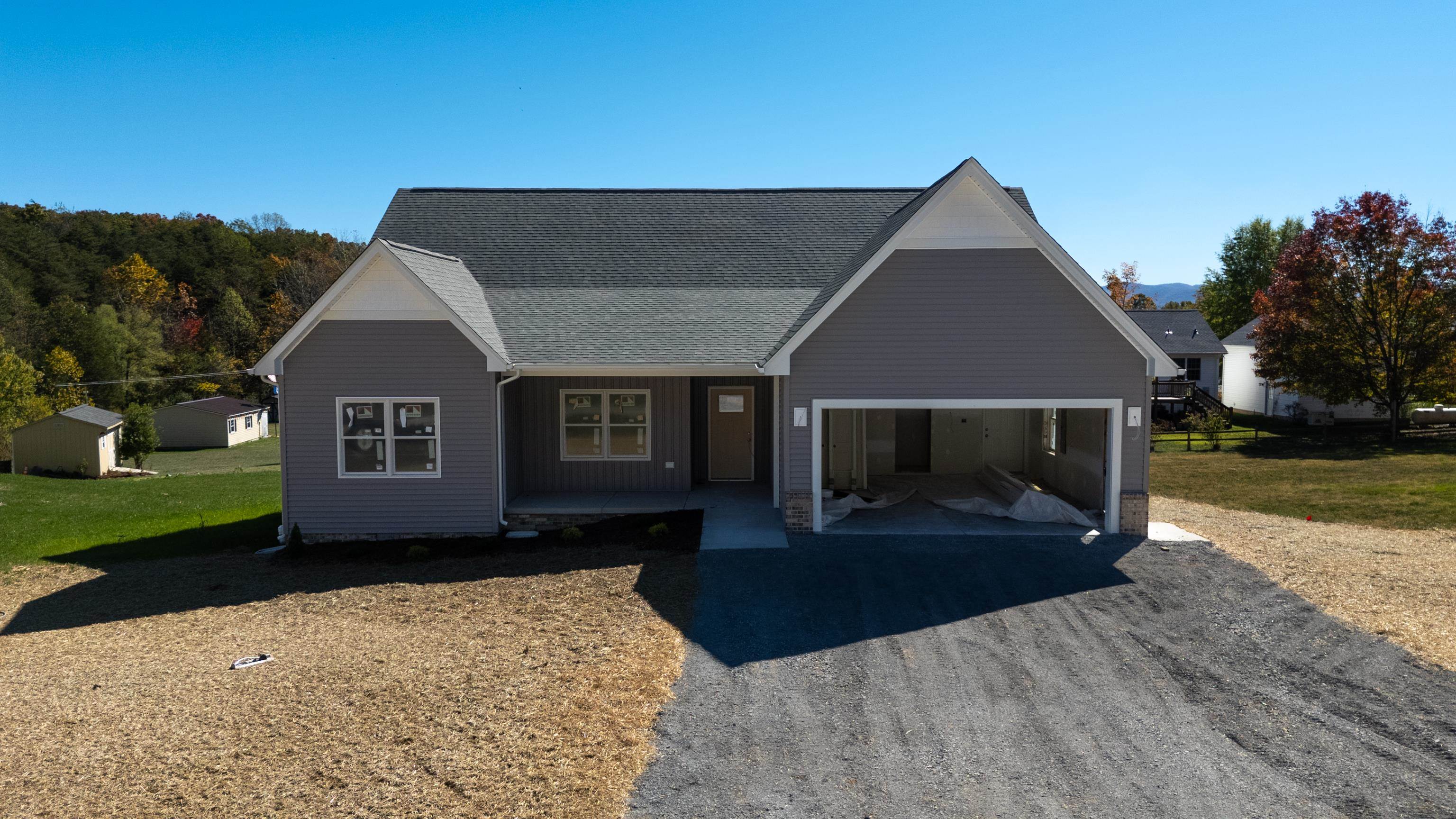 1960 E SAW MILL CT, MCGAHEYSVILLE, Virginia 22840, 3 Bedrooms Bedrooms, ,2 BathroomsBathrooms,Residential,1960 E SAW MILL CT,676458 MLS # 676458