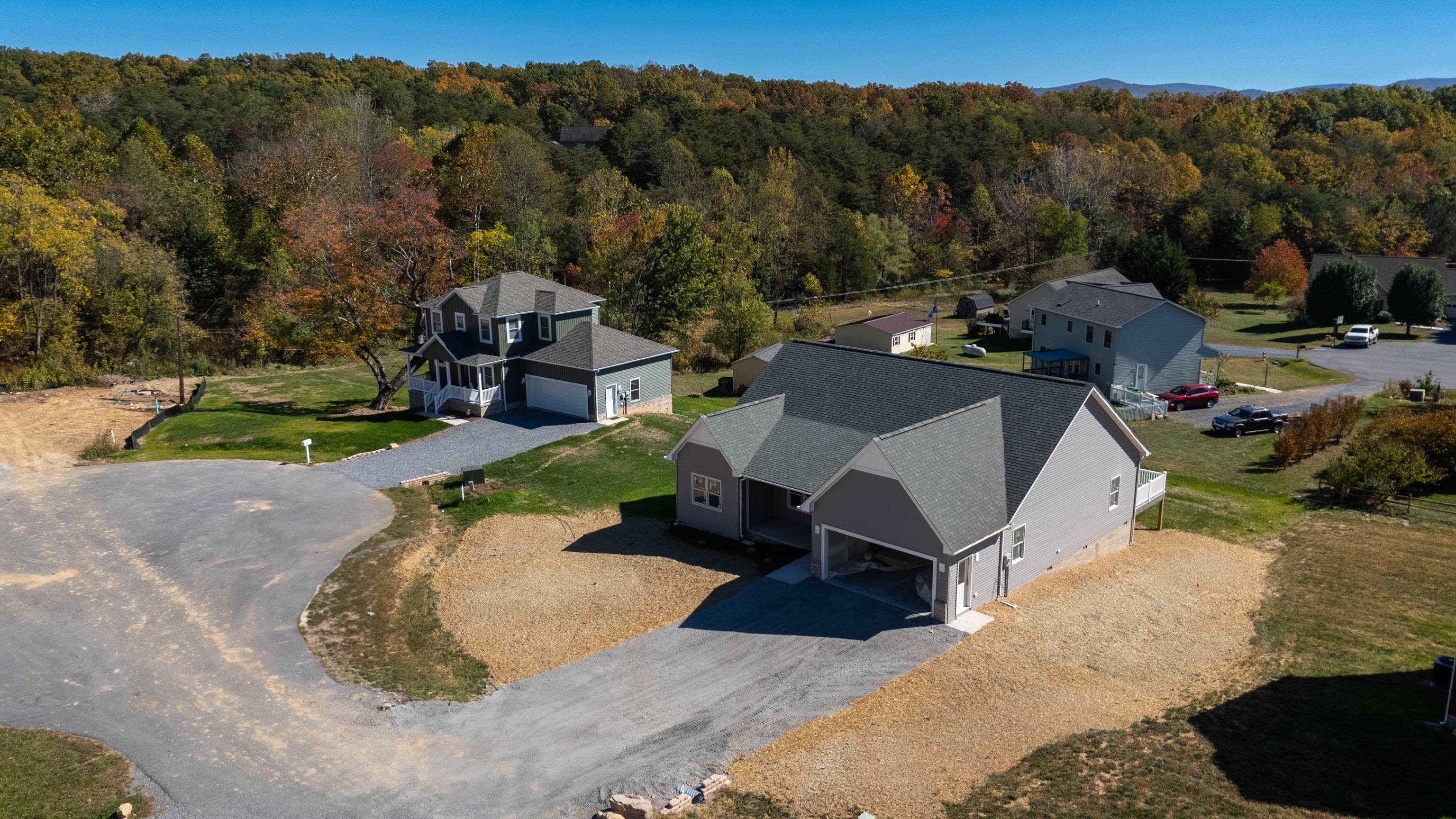 1960 E SAW MILL CT, MCGAHEYSVILLE, Virginia 22840, 3 Bedrooms Bedrooms, ,2 BathroomsBathrooms,Residential,1960 E SAW MILL CT,676458 MLS # 676458
